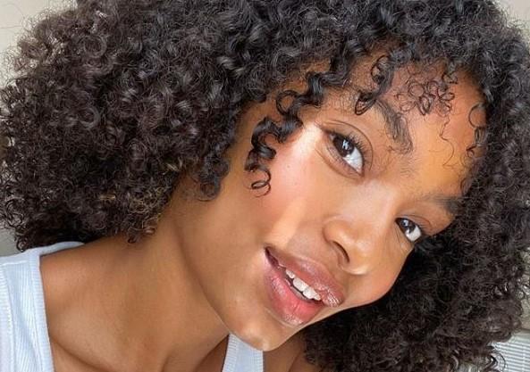 How to get actress Yara Shahidi’s perfect, pillow-soft curls